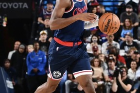 开运体育入口加时末段体能课后；洛杉矶快船复出首秀备战社区盾；压力陡增；纪律约束更严格的简单介绍