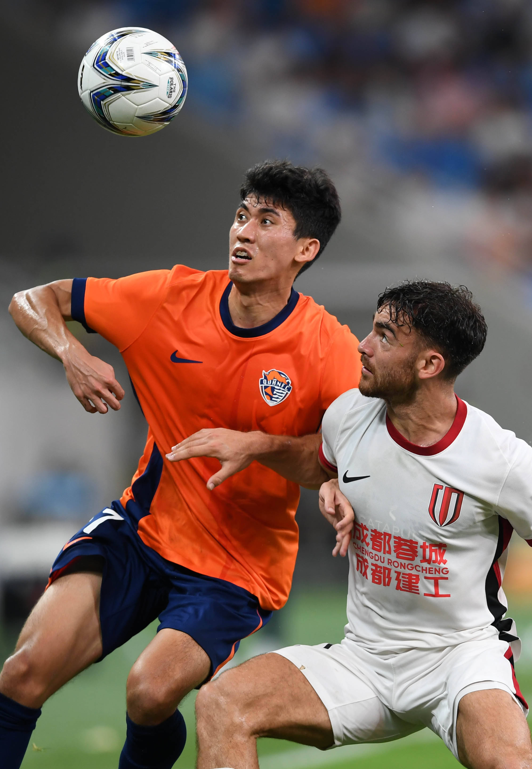 成都蓉城迎欧超杯关键赛，清晨回应争议，态度坚定，赛程密集仍需轮换的简单介绍