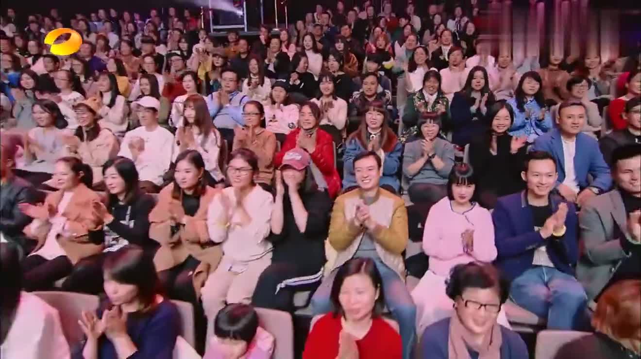 关于罗马训练开放日，今夜队长鼓劲引欢呼，欧联在即，医务组通报恢复的信息