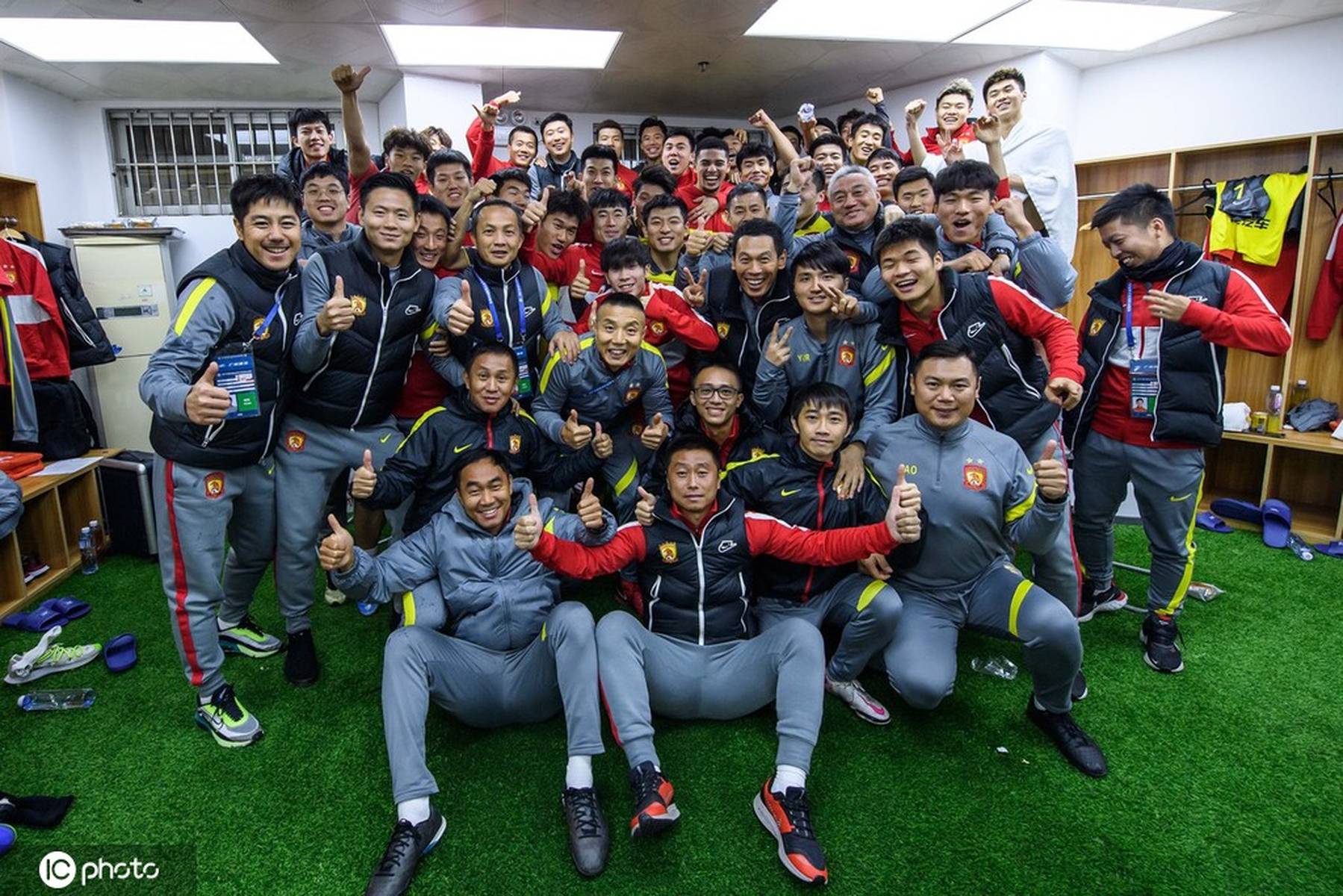 中超清晨再迎强敌；达拉斯独行侠更衣室发声；主帅态度：态度坚定；赛季目标并未改变的简单介绍