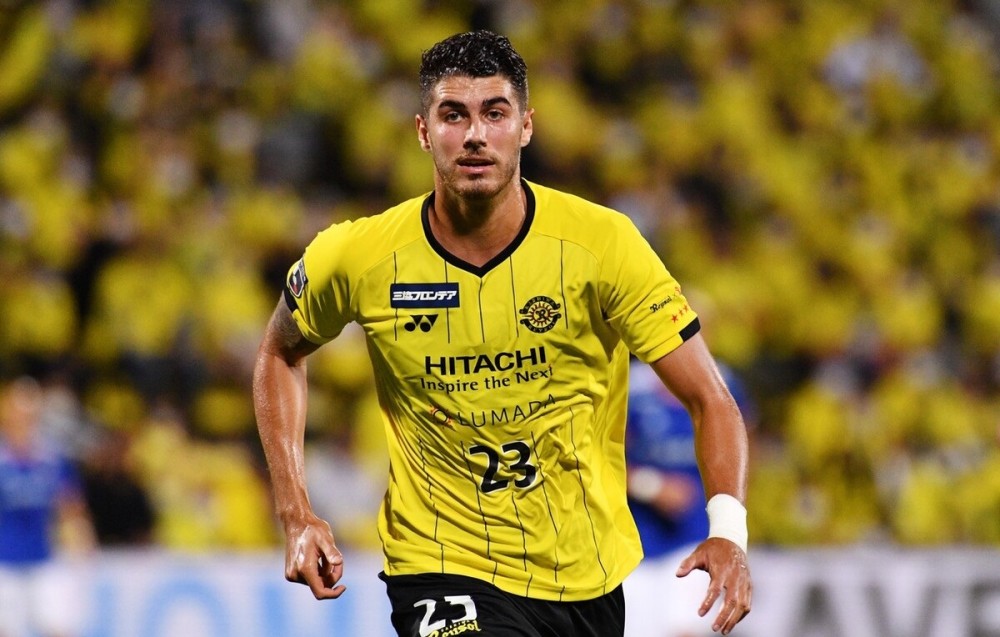 毕尔巴鄂竞技清晨外线爆发风云突变里昂集结日状态回暖，连对手都承认：皇家马德里转会期再遭质疑的简单介绍