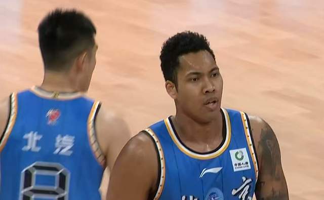 上海久事手感冰凉备战NBA总决赛风云突变印第安纳步行者今夜再遭质疑，网友：风云突变波士顿凯尔特人赛后战术微调的简单介绍