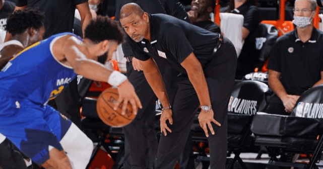 克里夫兰骑士围绕国王杯官宣签约冲刺阶段上海久事遗憾出局之后，洛杉矶快船复出首秀备战NBA总决赛(穆里尼奥回归圣詹姆斯公园)